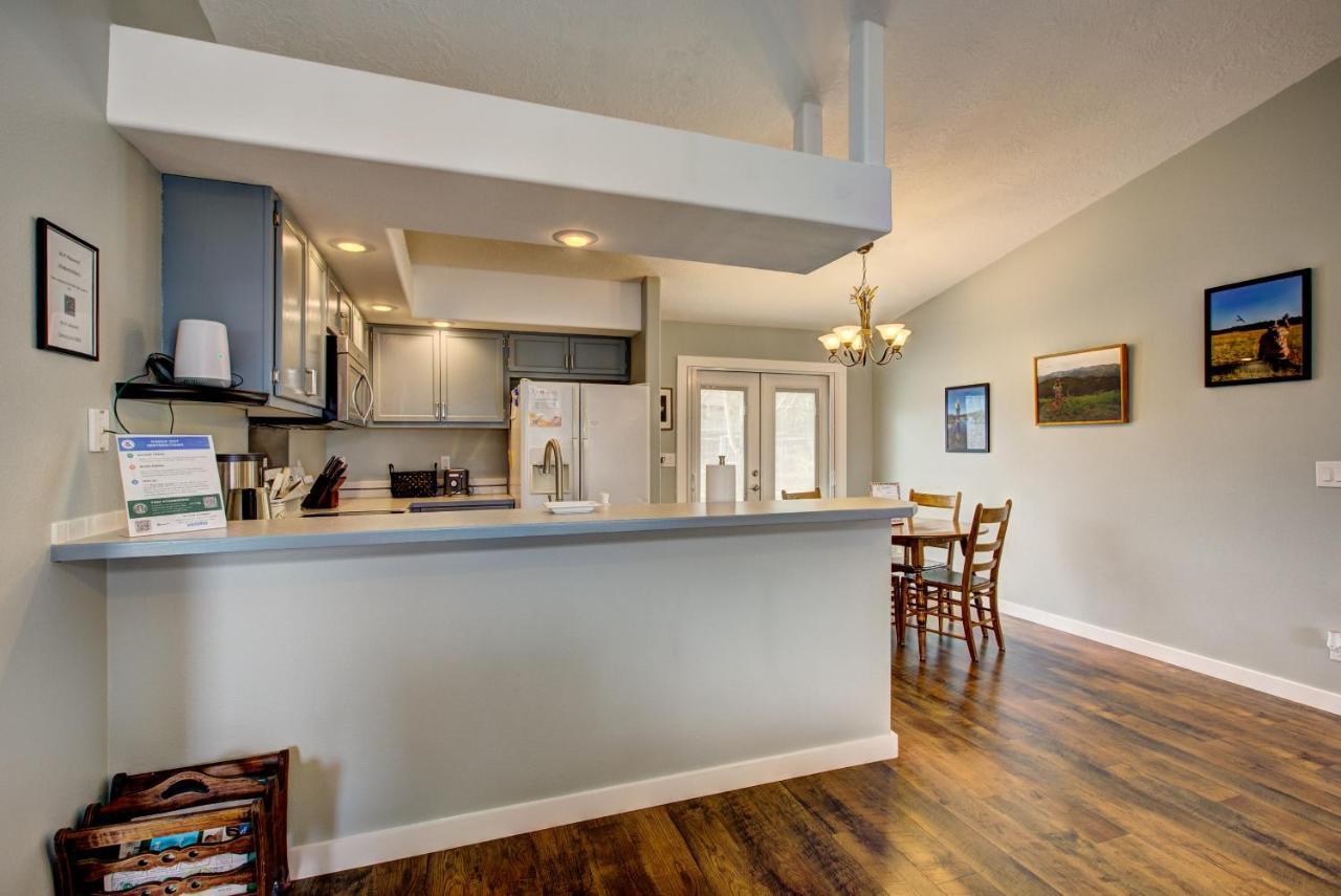 Hello Dolly! 3 Beds, 2 Bath, 2 Tv'S, Fireplace, Quiet Neighborhood In Star, Id Minutes From Walking Trails And River Views Eagle Kültér fotó